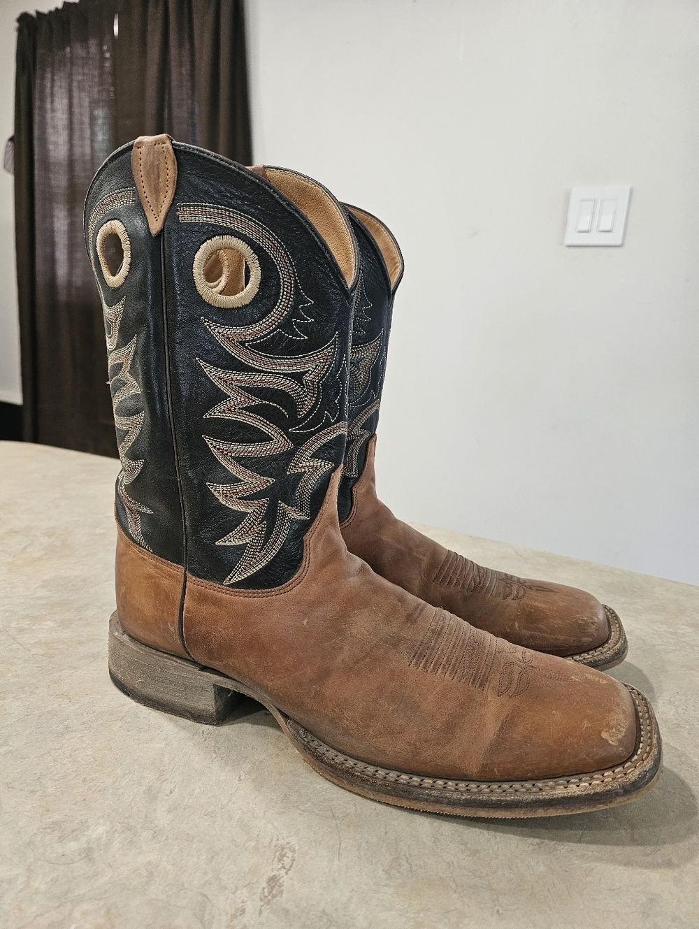 Mens 12 D Justin BENT RAIL Brown Leather Square Western Cowboy Boots, WORN TWICE - Picture 2 of 12